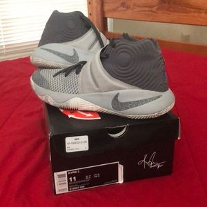 Kyrie 2 Wolf Grey